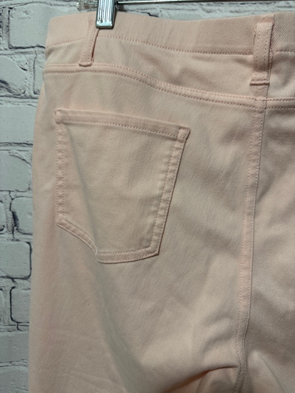 NWOT Faded Glory (20) Women’s Pink Pull-On Stretch Capri Jean Look Back Pockets - Picture 6 of 8